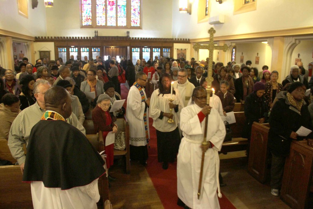 A capacity crowd gathered at The Church of the Holy Nativity to remember Civil Rights leader Dr. Martin Luther King. Photo by David Greene