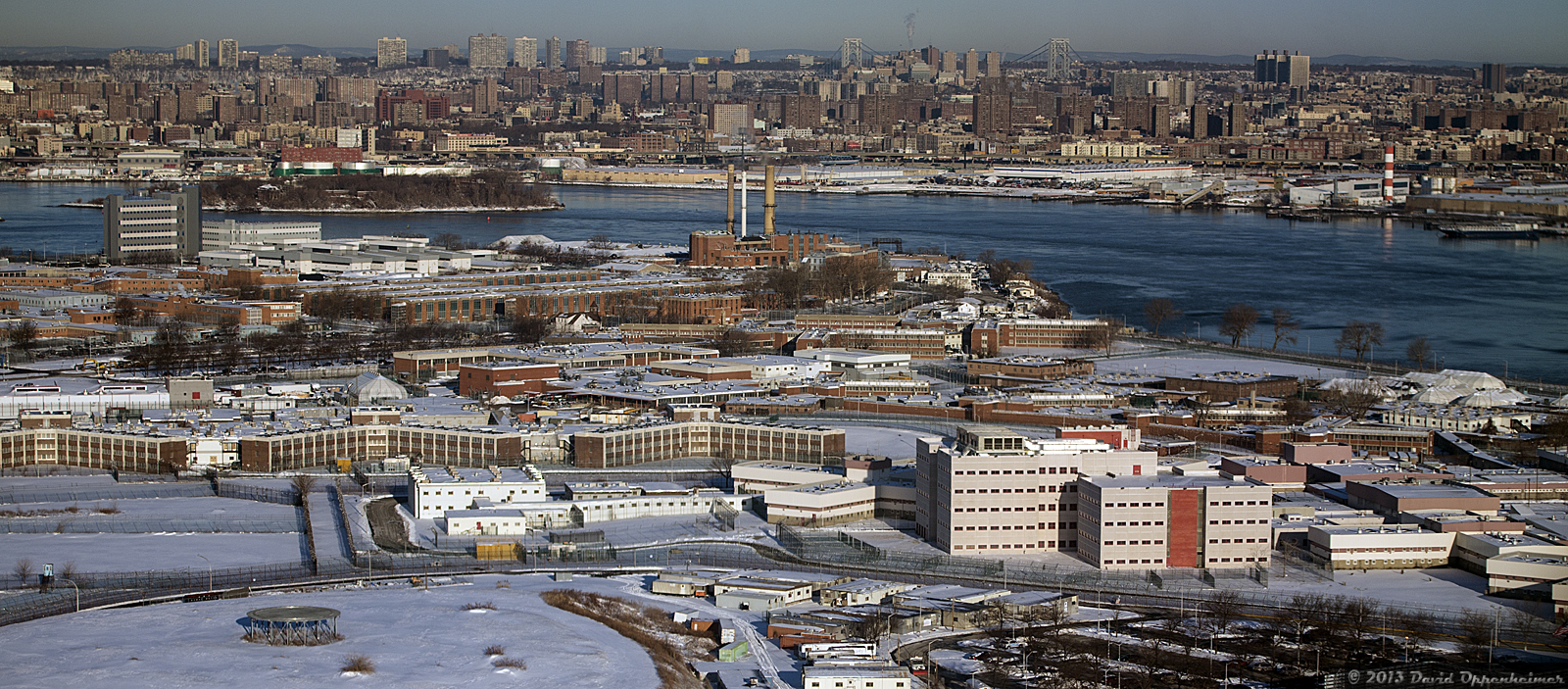 UPDATE Nine Rikers Island Inmates & Alleged Bloods Gang Members Charged ...