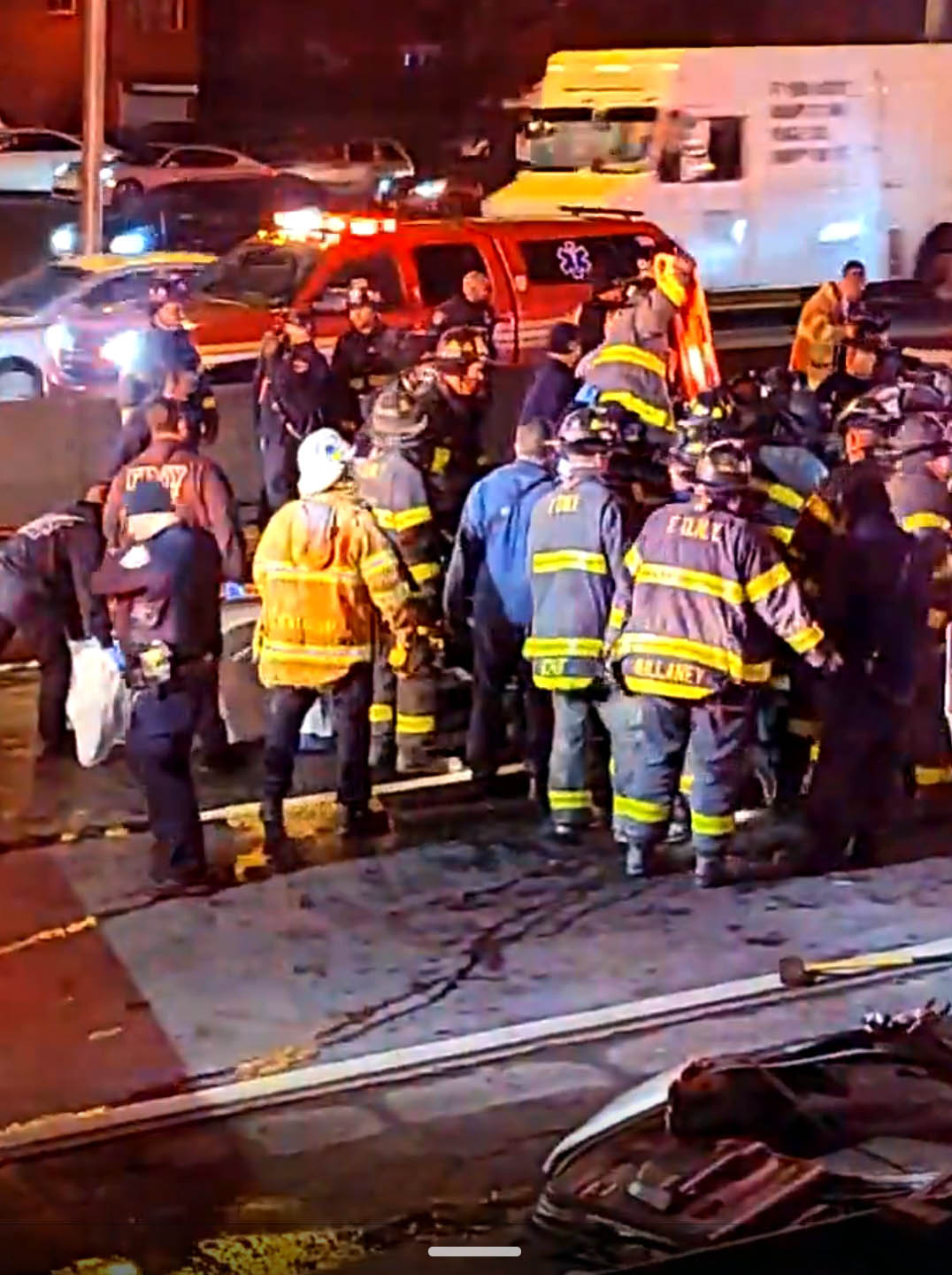 Two Dead, Two Injured In Late Night Crash On Cross Bronx Expressway ...