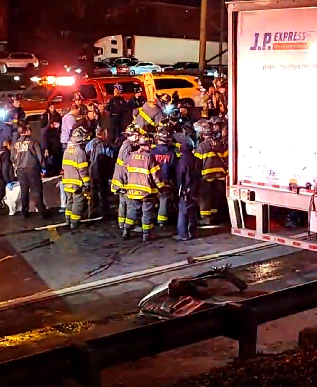 Two Dead, Two Injured In Late Night Crash On Cross Bronx Expressway ...